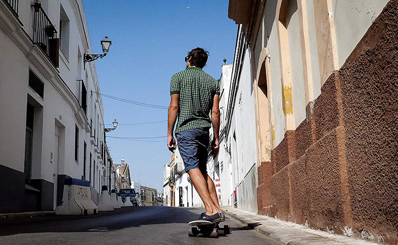 RIVERSON Skateboard électrique Français Carbone Léger Puissant Performant Robuste