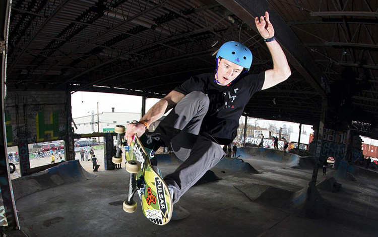 Triple 8 - Protection De Skate Casque Brainsaver