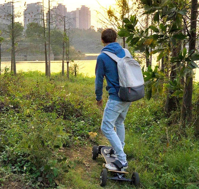 Skate électrique tout terrain XLY Planche à roulettes Tout Terrain