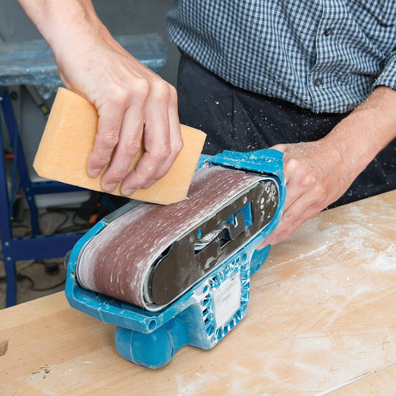 Test - Silverline 218490 Bâton de nettoyage pour bandes abrasives