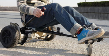 Un Hoverboard tout terrain pour rouler dans l’herbe